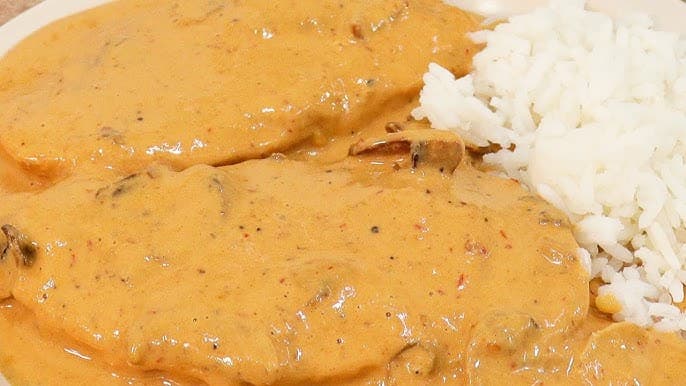 PECHUGA EN CREMA CHIPOTLE
