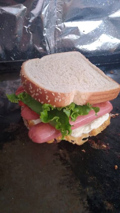 Sándwich de Salchicha