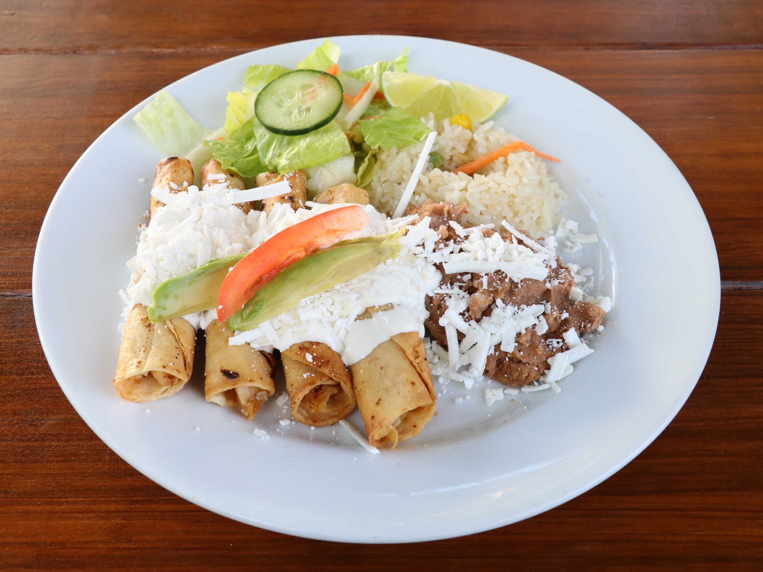 Combo-Tacos de Pollo+ Coca Cola