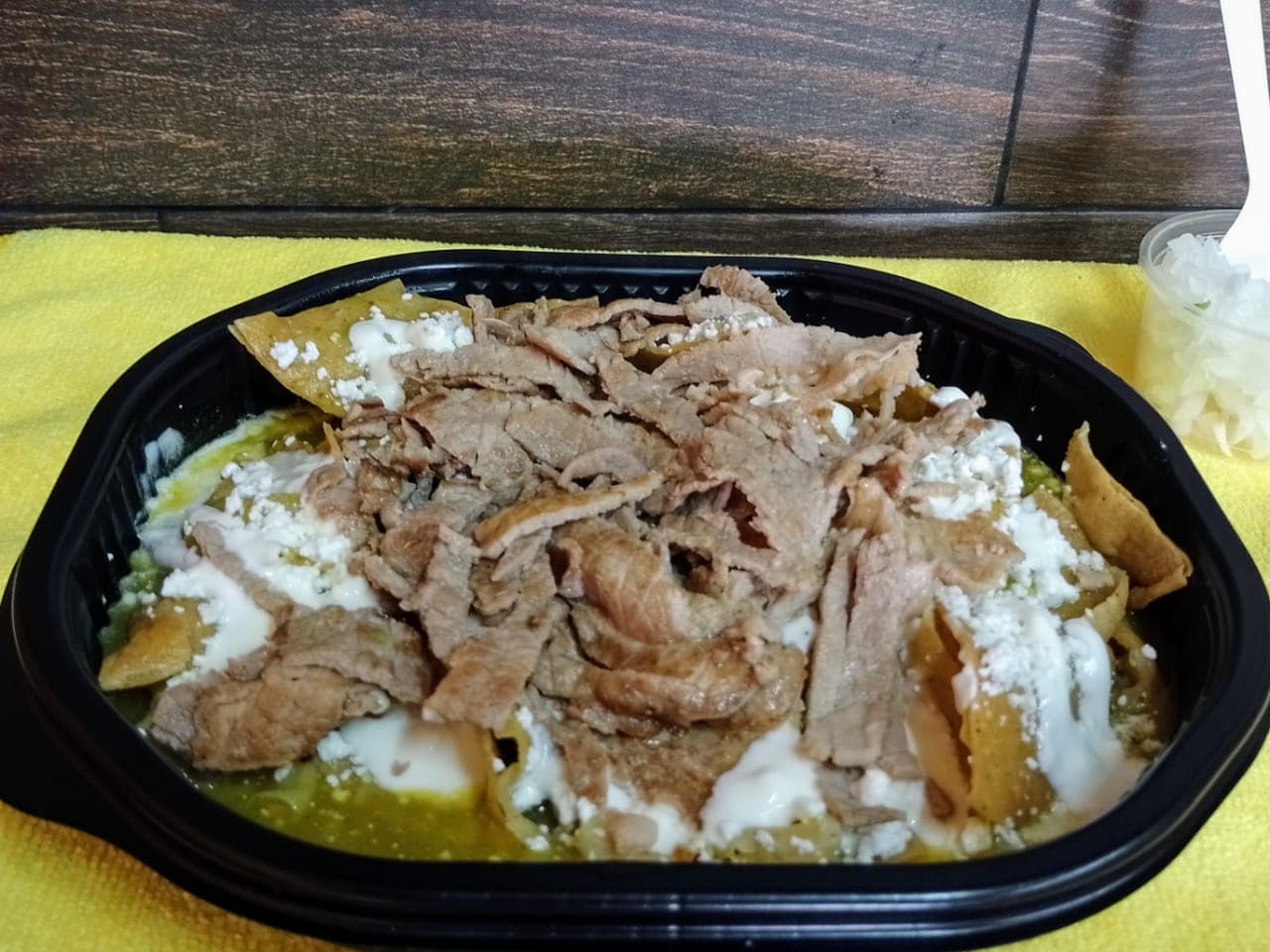 Chilaquiles con Bistec