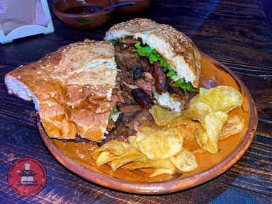 Choripan Mixto