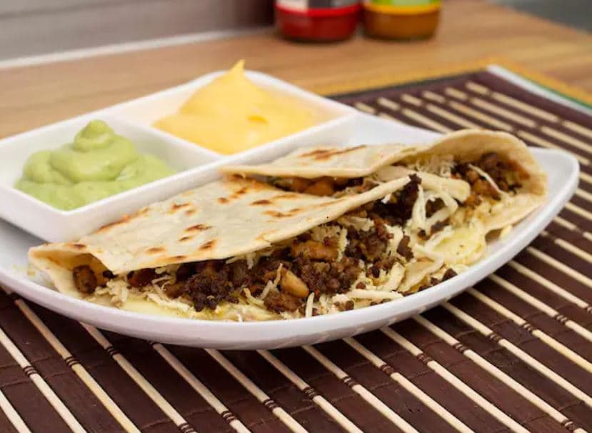 Quesadilla mixta