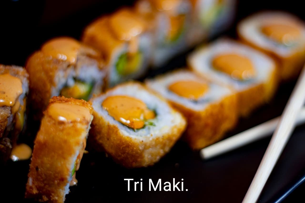 Tri Maki