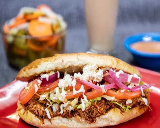 Combo DIDI 2 tortas sencillas pierna+1 refresco2lt