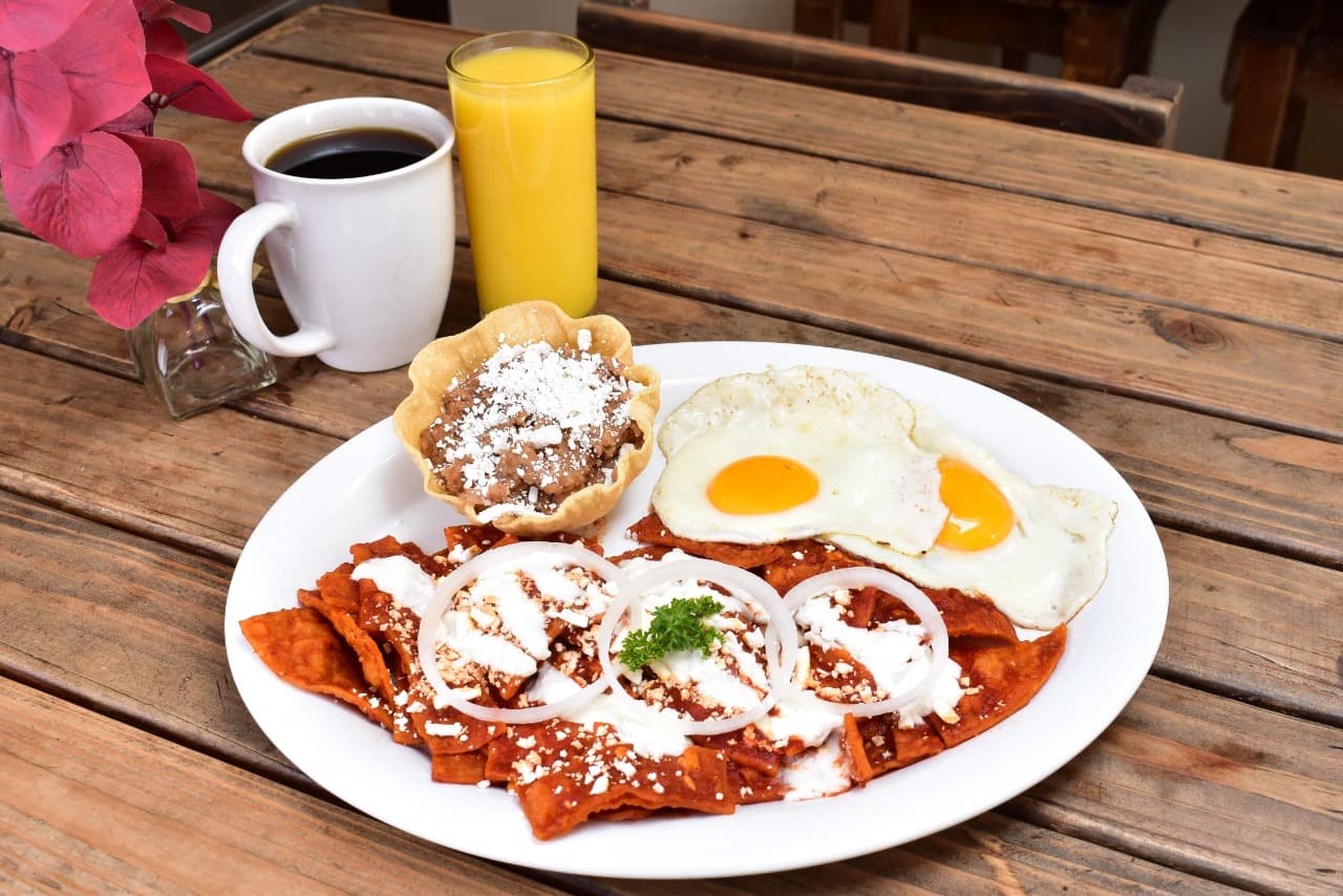 Huevos con Chilaquiles