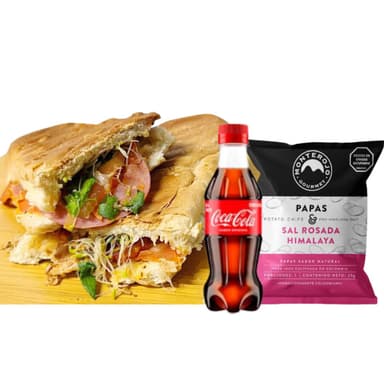 Panino Toscana + Bebida + Papas Monterojo