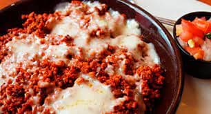 Chorizo con queso