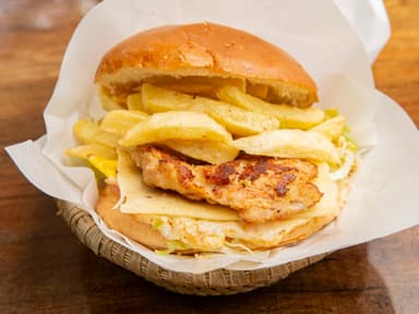 Milanesa de Pollo Royal