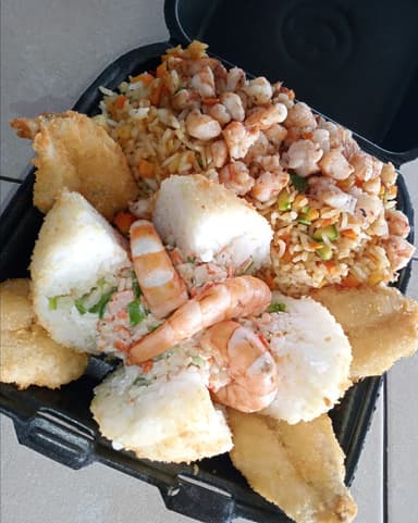 Combo Bola Arroz + Yakimeshi Especial