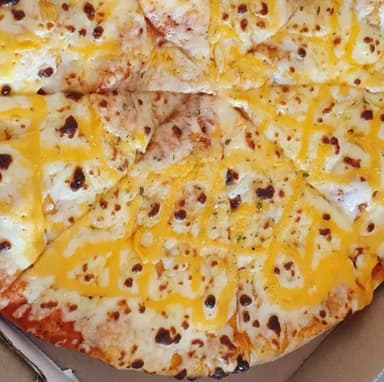 Pizza Familiar de Cuatros quesos