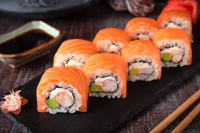 Salmón Roll