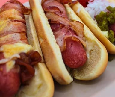 3 Hot-dogs con Tocineta🌭