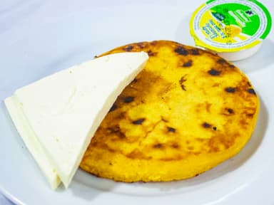 Arepa de Chocolo con Quesito