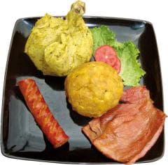 Tacacho con Cecina