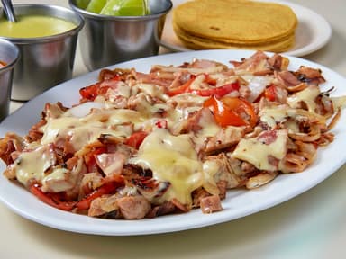 1/2 Orden de Alambre Especial + Cemita Al Pastor
