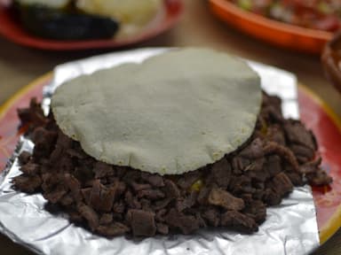 Papa Grande con Carne + 1 litro de Jamaica