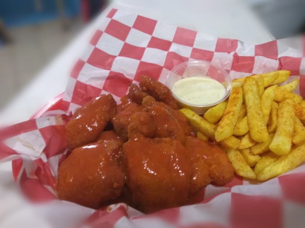 CHICKEN BONELESS