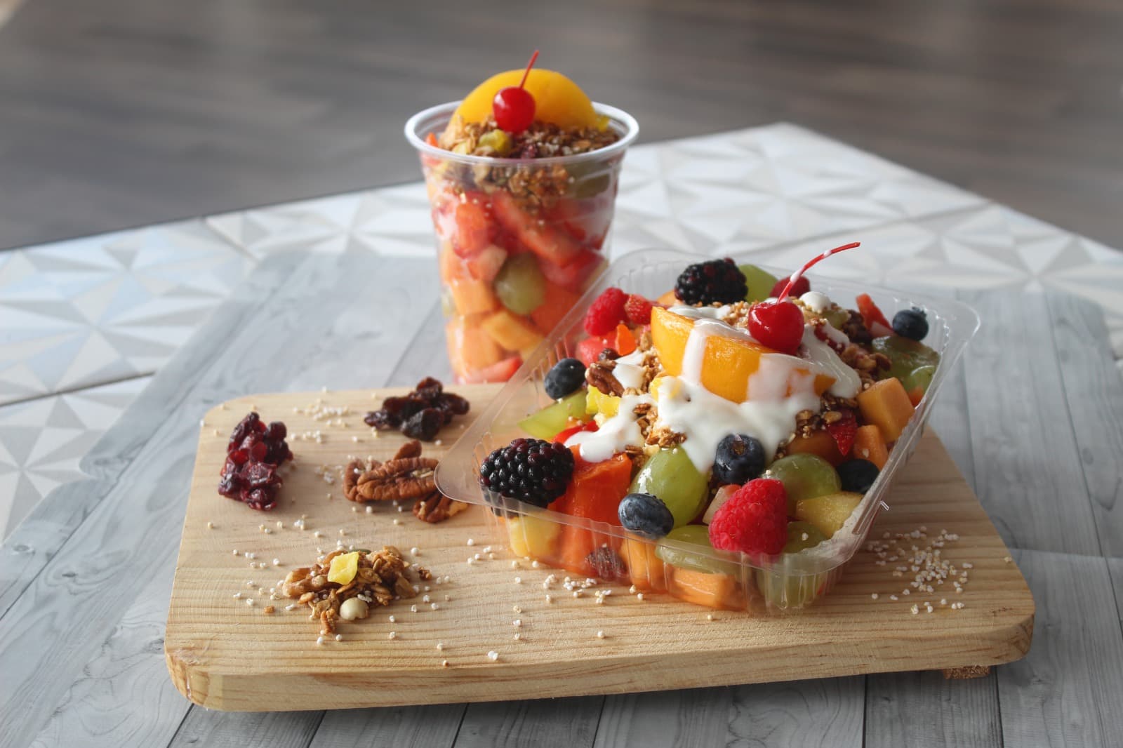 Còctel de Frutas, Granola y Miel