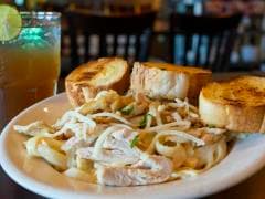 Fettuccini Alfredo