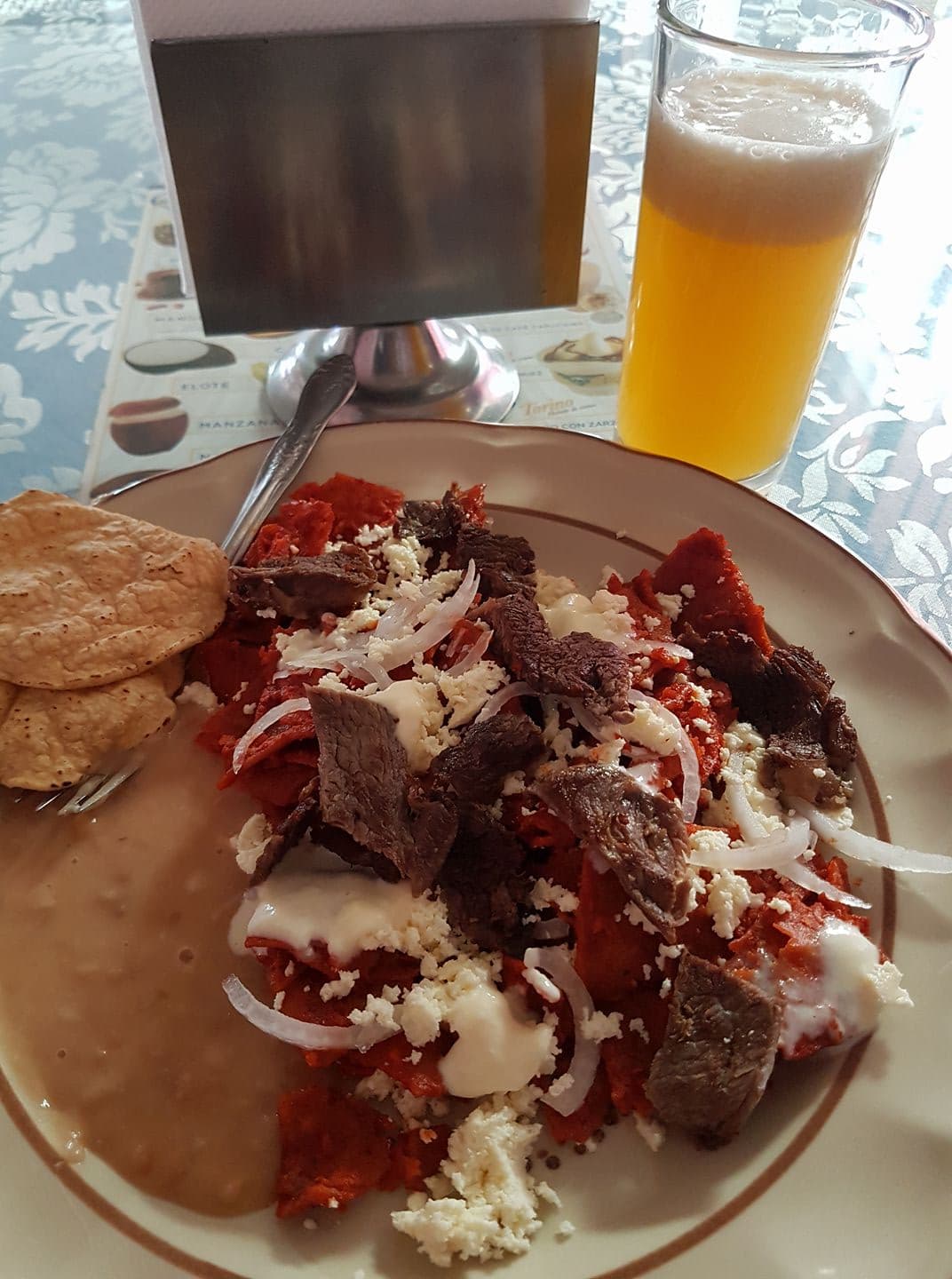 Chilaquiles con Carne Asada