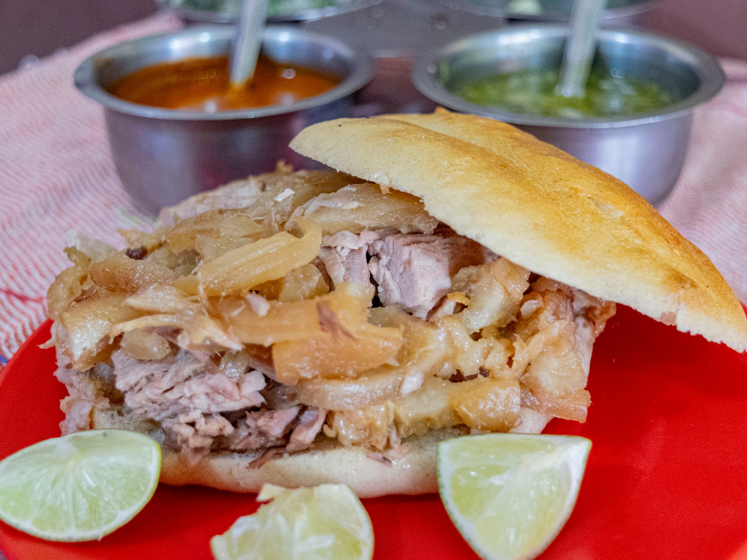 Torta de Carnitas