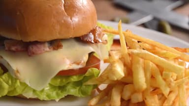 Hamburguesa con Papas