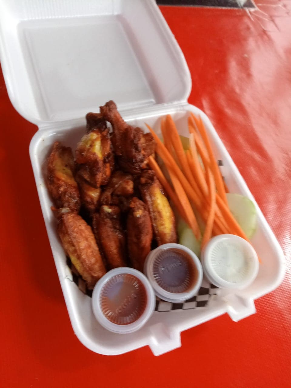 Promo 🤑 Alitas 20 Piezas + Papas ala Francesa