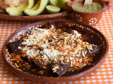 Combo Enmoladas &Chilaquiles