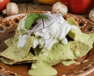 Chilaquiles Salsa Suiza con Proteína