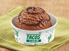 Helado de chocolate