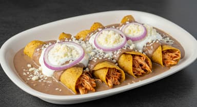 Enfrijoladas de Antojo