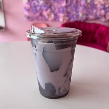 Taro Latte Helado 16 Oz
