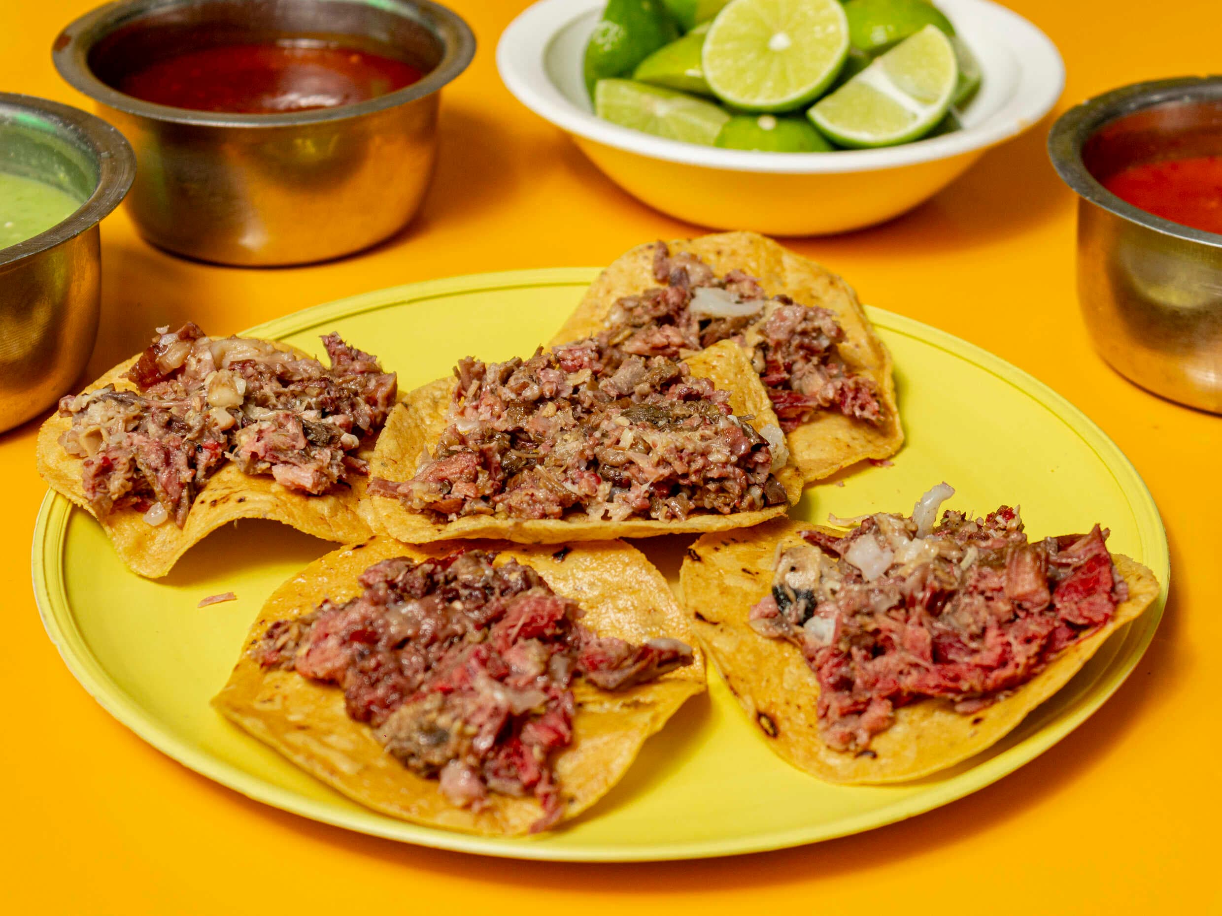 Botana 5 Tostadas de Cabeza con Verdura