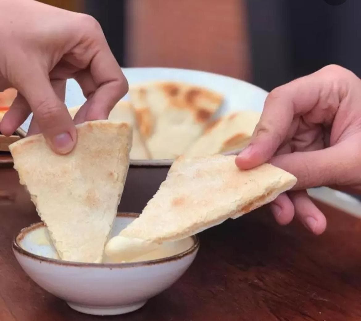 Pan Árabe Salsa Ajo