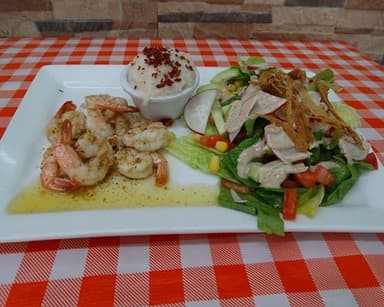 Camarones al Mojo de Ajo con Romero 8 Piezas