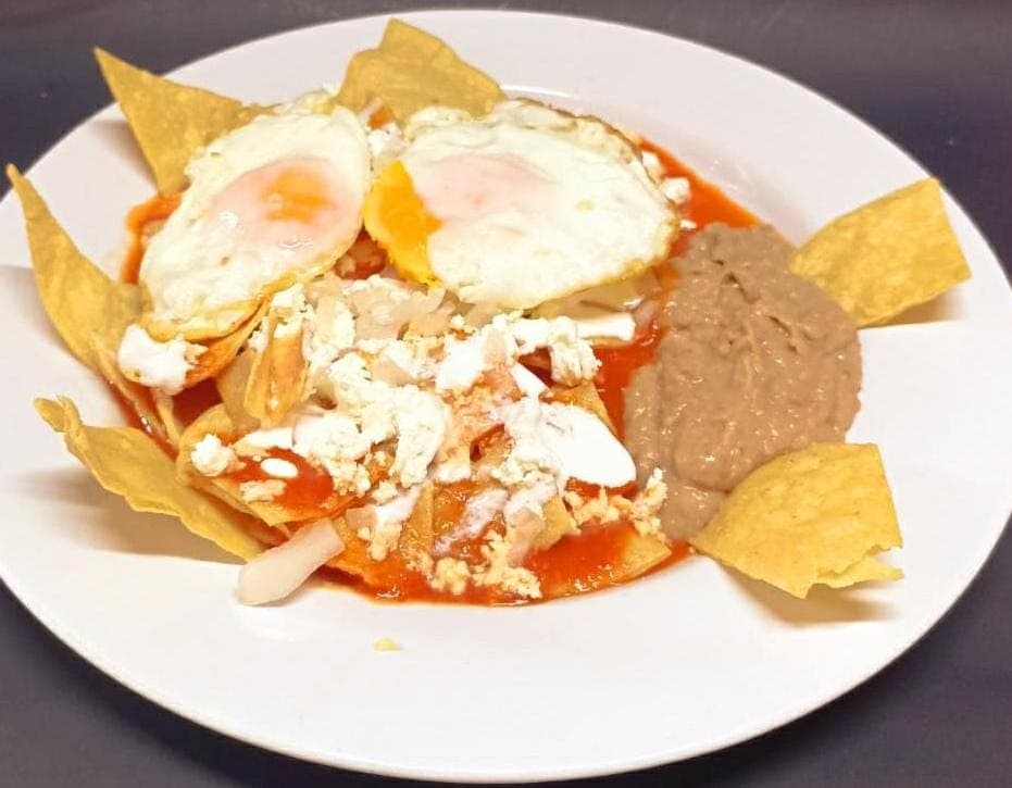 Chilaquiles con Huevo