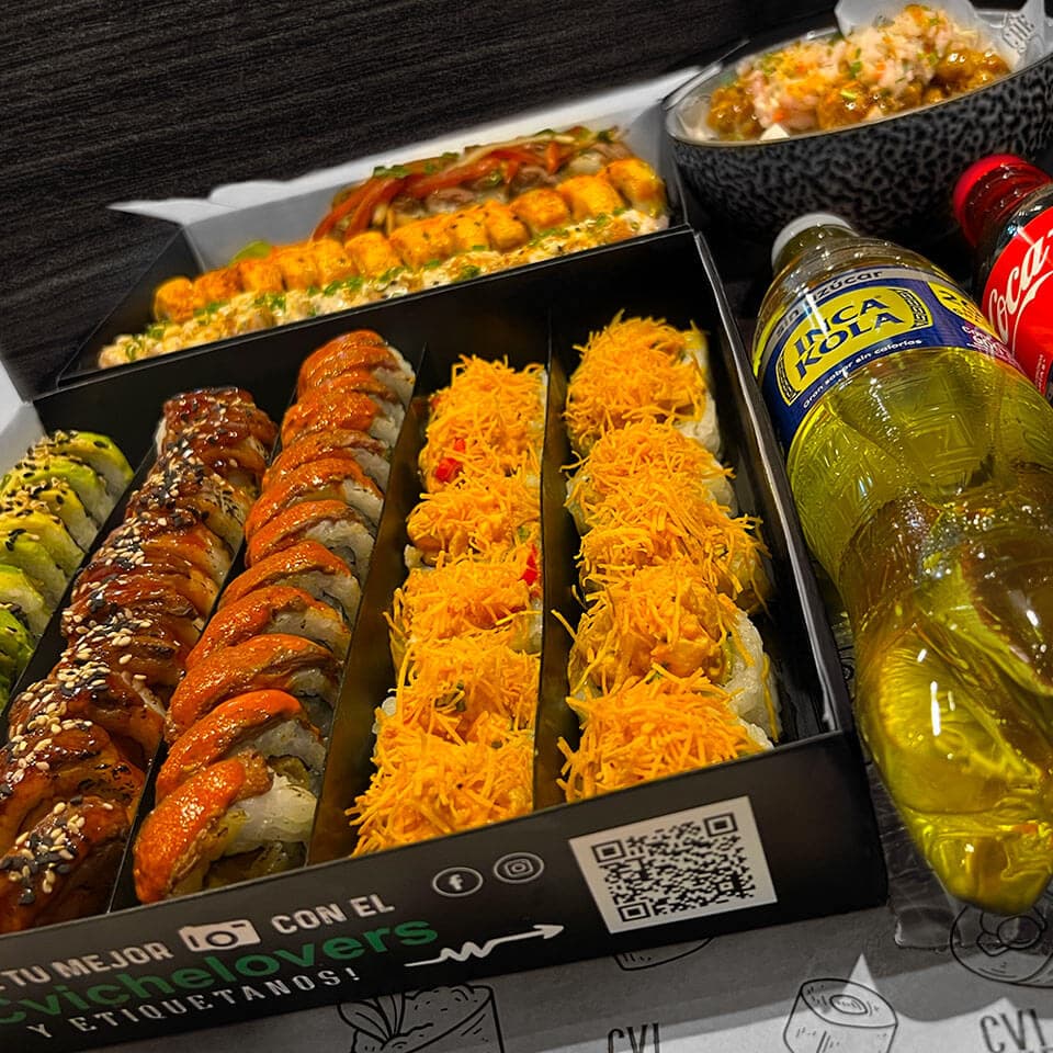 Makis por 84 más 6 Alitas y 2 Gaseosas