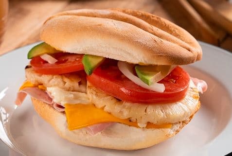 TORTA CUBANA + TORTA HAWAIANA