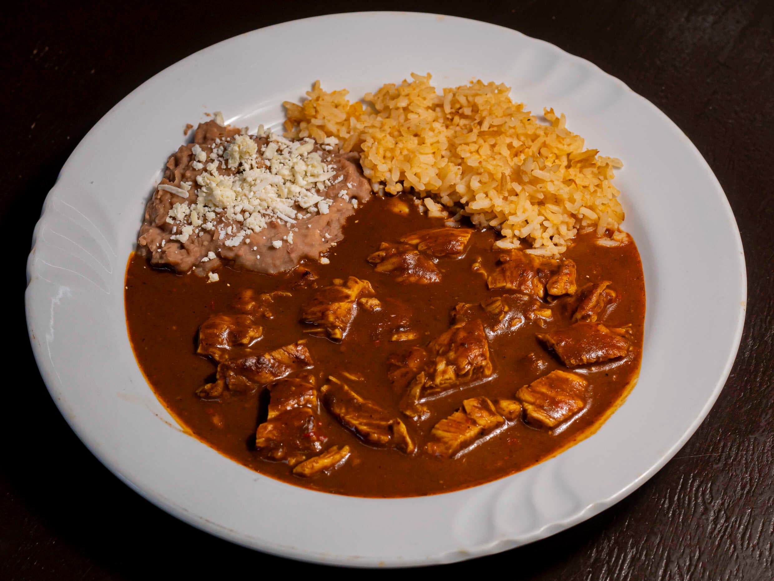 Pollo con Mole