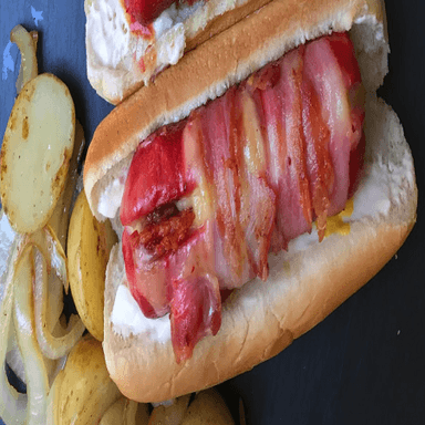 Hot Dog con Salchicha para Asar y Tocino