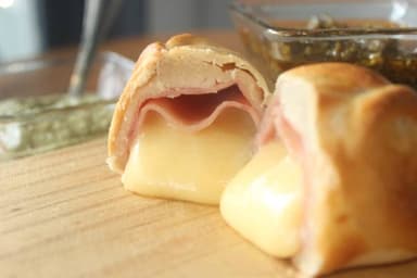 Empanada de Jamón y Queso
