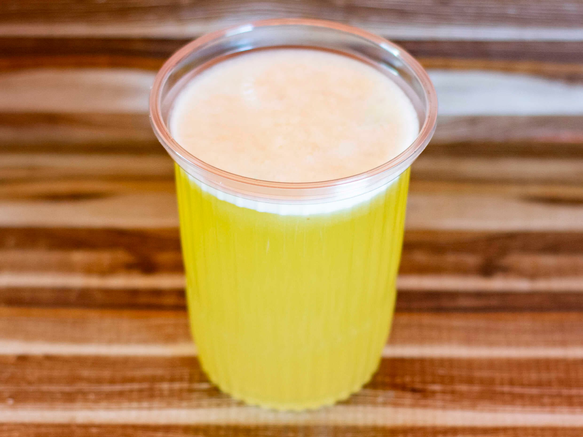 1/2 L. de Agua de piña  Natural