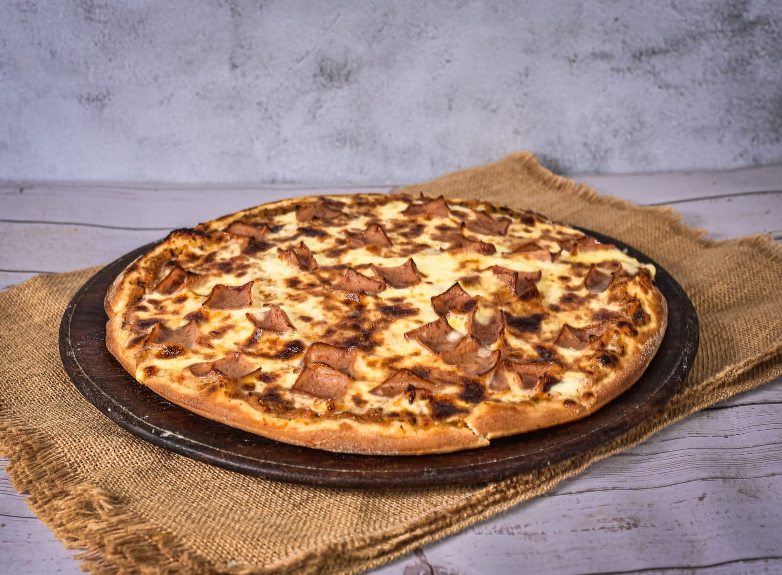 Pizza Milano Large + Borde de Queso L