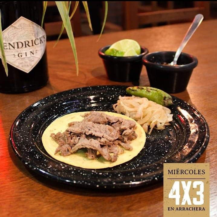 Tacos de arrachera tortilla de maiz