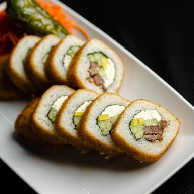 Combo California Roll + Medio Litro de Te