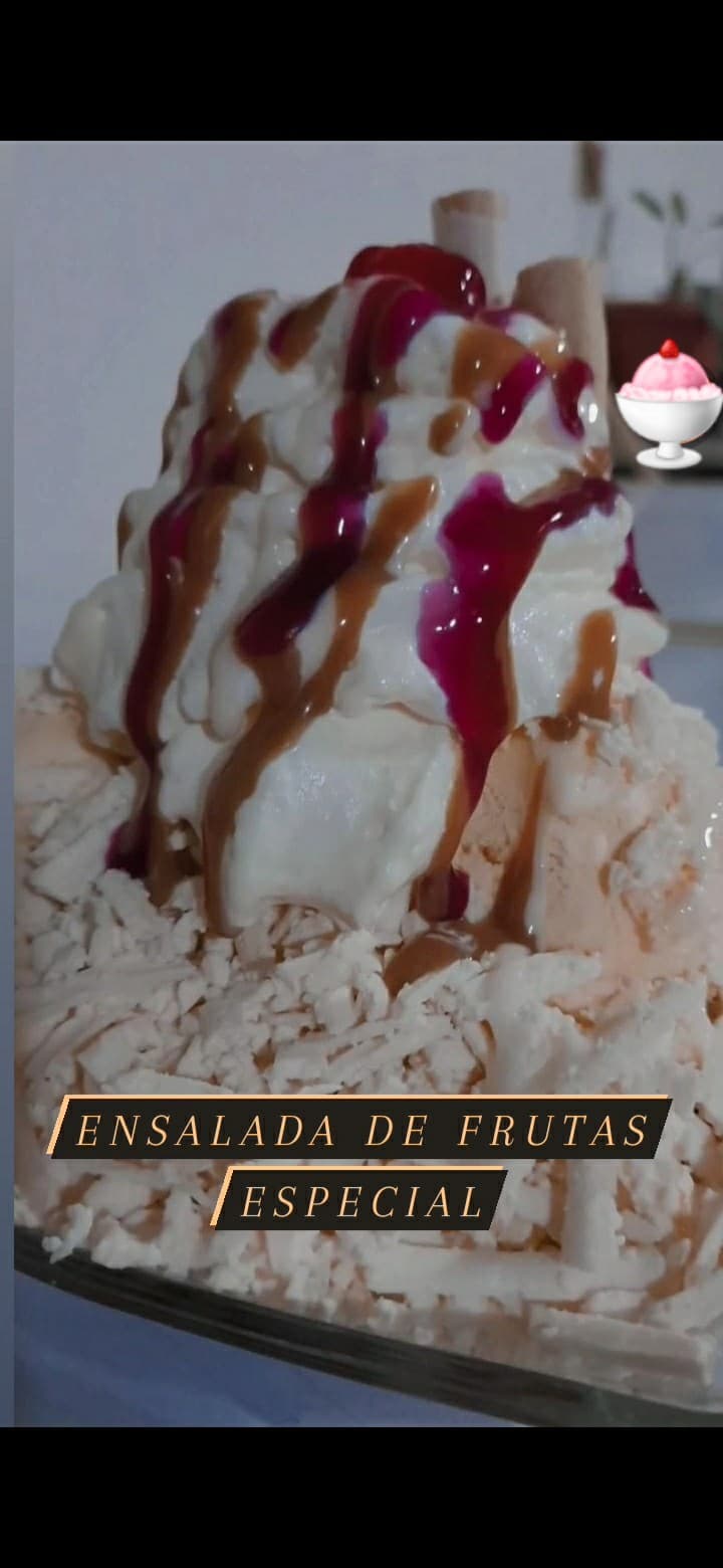 (COMBO 2) - Ensalada Sencilla + Vaso de 2 Bolitas