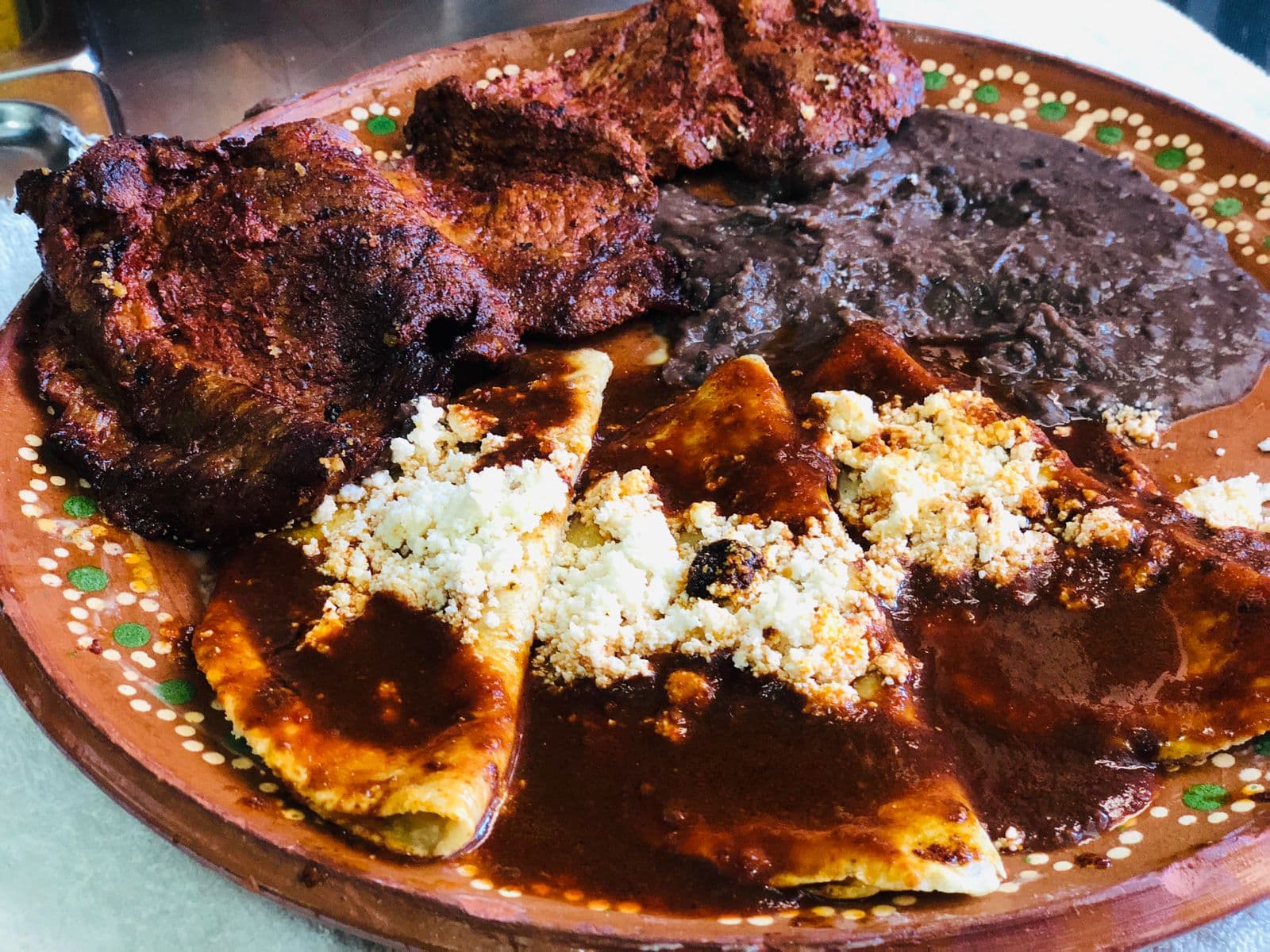 Enchiladas rojas morita  1/2 Orden