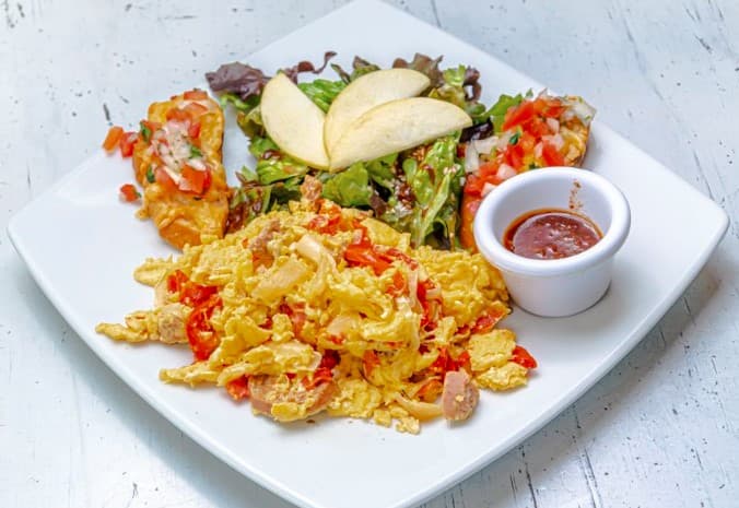 Huevos con Chorizo Argentino