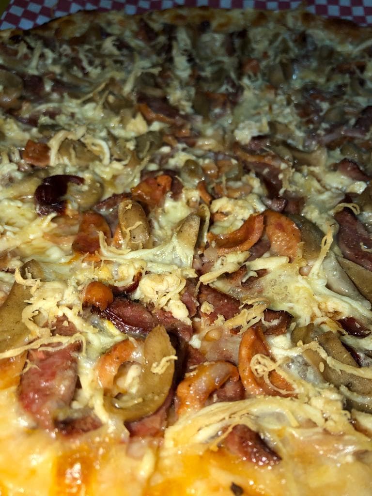Pizza Medium Combinada Chorizo / Butifarra