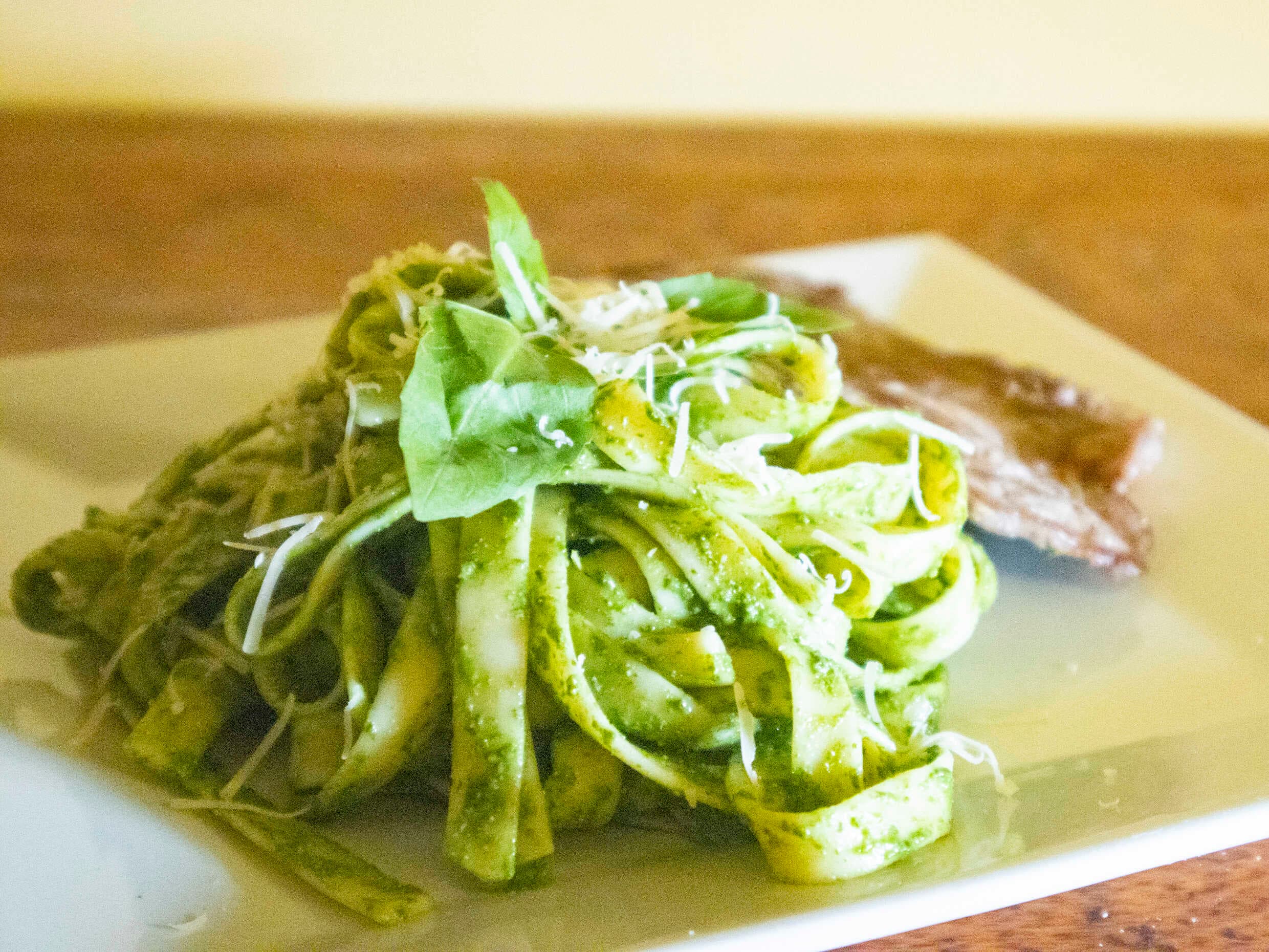 Fetuccini Pesto